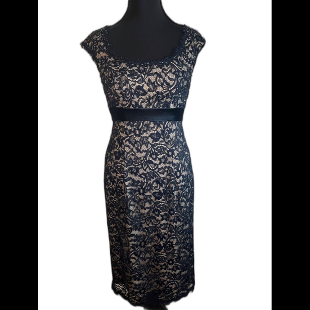 Tadashi Petite Collection Navy Beaded Lace Cocktail Dress Satin Waist Size 4P